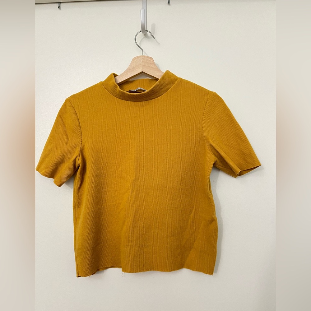 Zara Mock Neck yellow box cut top with short sleeves